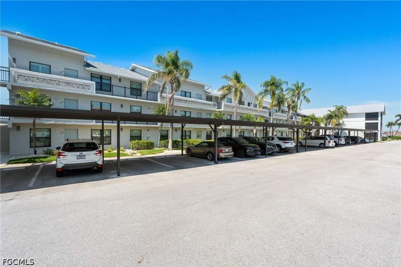 2 bedroom Condominium at 4230 SE 20th Pl 302, River Park Place Condo, Cape Coral — photo 3