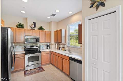 14573 Abaco Lakes Dr 101, Fort Myers FL - photo 11 of 25