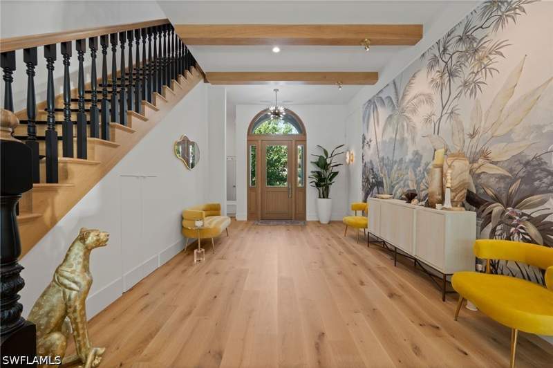 5 bedroom SingleFamilyResidence at 1140 8th St S, Olde Naples, Naples — photo 5