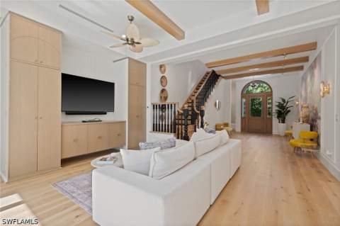 1140 8th St S, Naples FL - photo 9 of 50