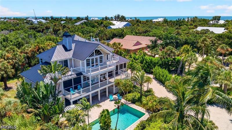 5 bedroom SingleFamilyResidence at 1828 Buckthorn Ln, Gulf Ridge Sub, Sanibel — photo 2
