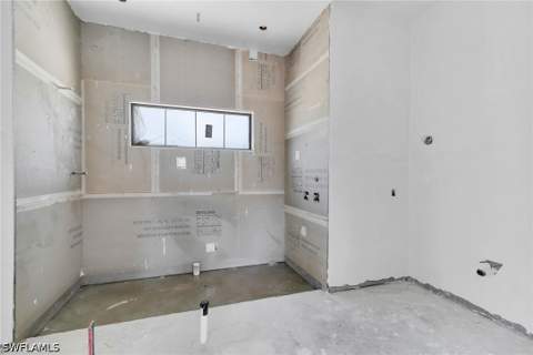 459 Spinnaker Dr, Marco Island FL - photo 10 of 35