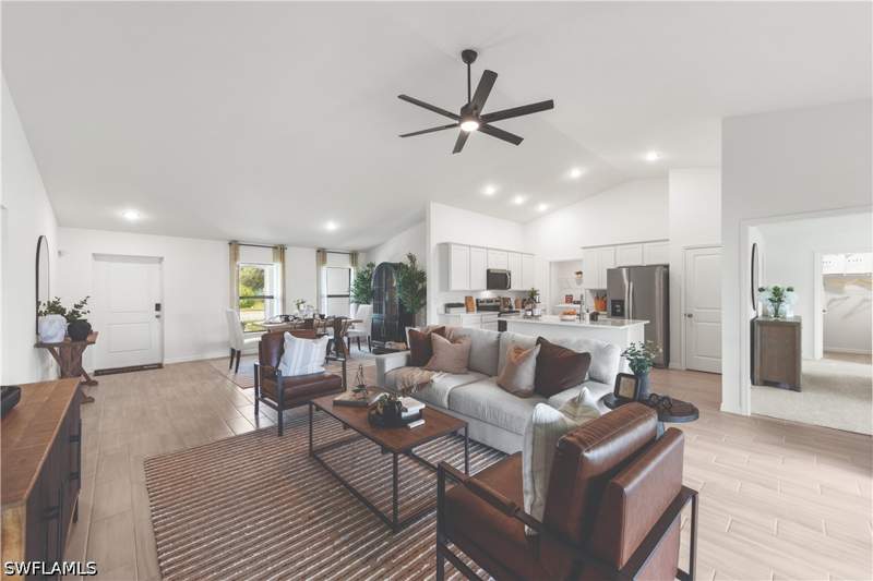 4 bedroom SingleFamilyResidence at 525 Willowbrook Dr, Lehigh Acres, Lehigh Acres — photo 4