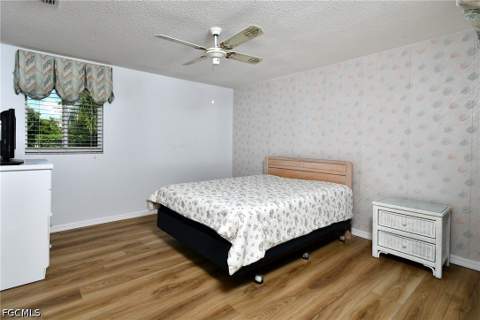 8524 Dominican Ct, Fort Myers FL - photo 24 of 40