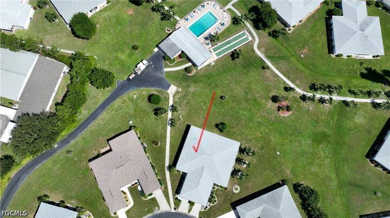 3 bedroom Attached at 8524 Dominican Ct, Leisure Estates, Fort Myers — photo 4