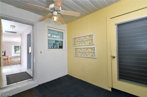 8524 Dominican Ct, Fort Myers FL - photo 8 of 40