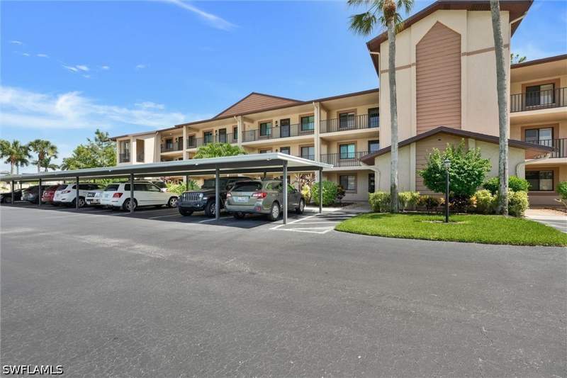 2 bedroom Condominium at 7340 Saint Ives Way 3102, Country Haven, Naples — photo 2