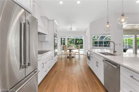7558 Cordoba Cir, Naples FL - photo 10 of 44