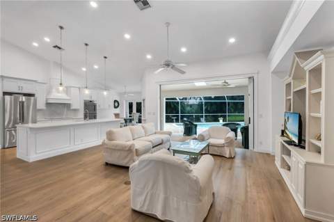 7558 Cordoba Cir, Naples FL - photo 6 of 44