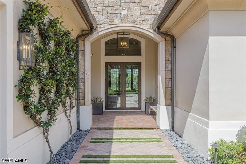 3 bedroom SingleFamilyResidence at 16759 Cabreo Dr, Cabreo, Naples — photo 2
