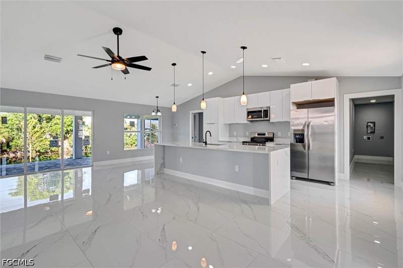 4 bedroom SingleFamilyResidence at 4106 NE 14th Pl, Gator Circle, Cape Coral — photo 3