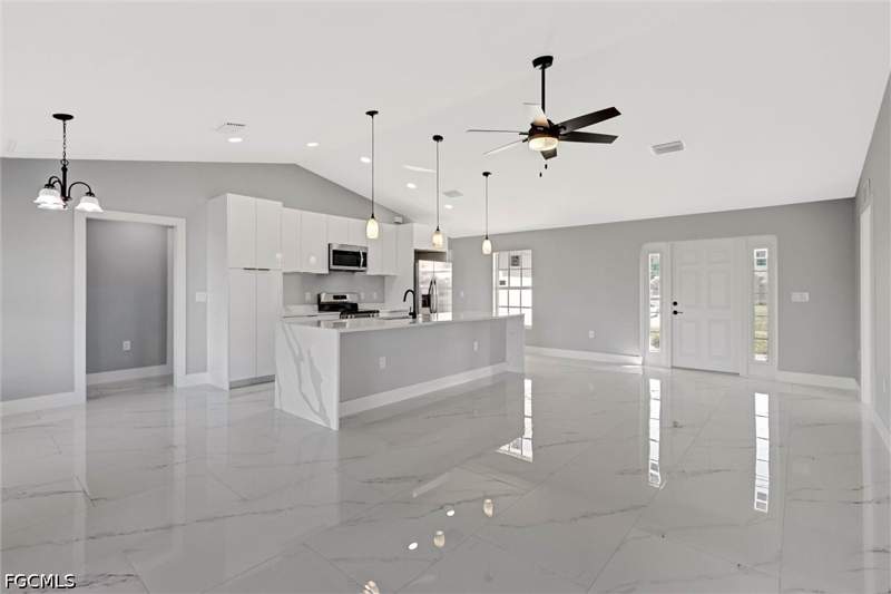 4 bedroom SingleFamilyResidence at 4106 NE 14th Pl, Gator Circle, Cape Coral — photo 5