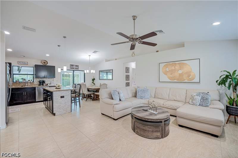 3 bedroom SingleFamilyResidence at 3803 18th St SW, Lehigh Acres, Lehigh Acres — photo 3