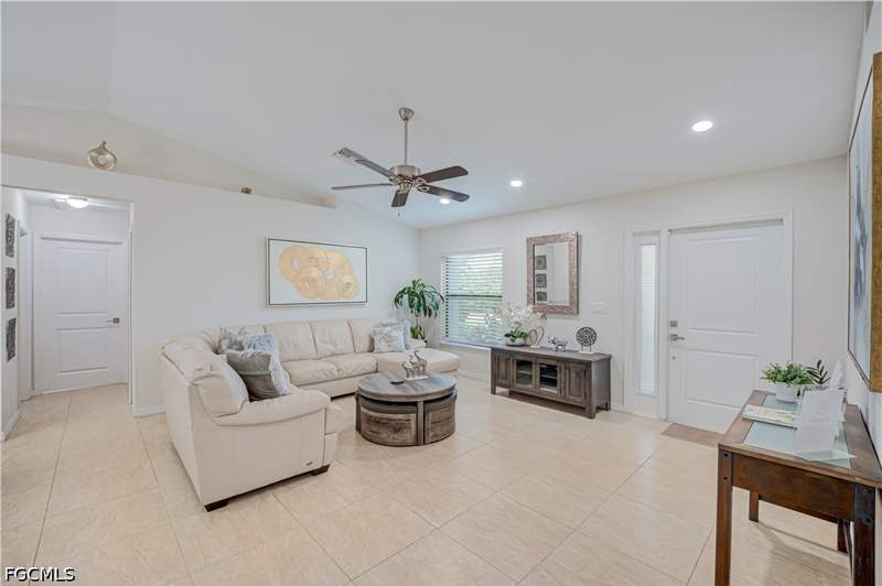 3 bedroom SingleFamilyResidence at 3803 18th St SW, Lehigh Acres, Lehigh Acres — photo 5
