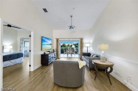 6720 Beach Resort Dr 10, Naples FL - photo 12 of 43