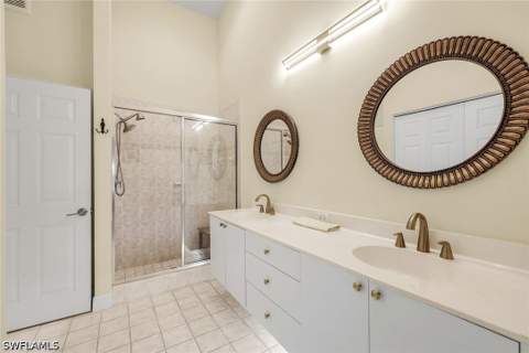 6720 Beach Resort Dr 10, Naples FL - photo 16 of 43