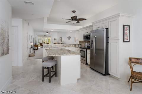 6760 Beach Resort Dr 5, Naples FL - photo 6 of 45