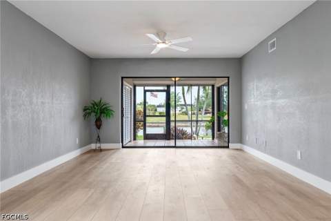 1016 SE 46th St 101, Cape Coral FL - photo 11 of 39
