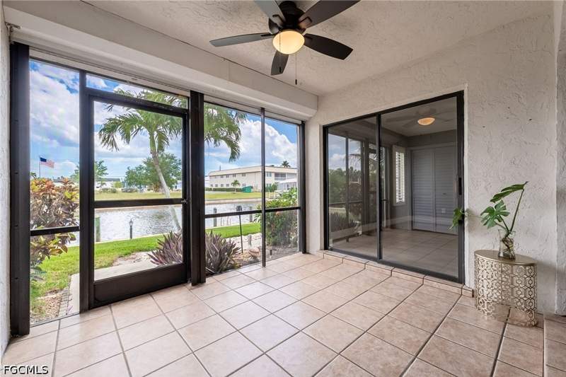 2 bedroom Condominium at 1016 SE 46th St 101, Captains Harbor Condo, Cape Coral — photo 2