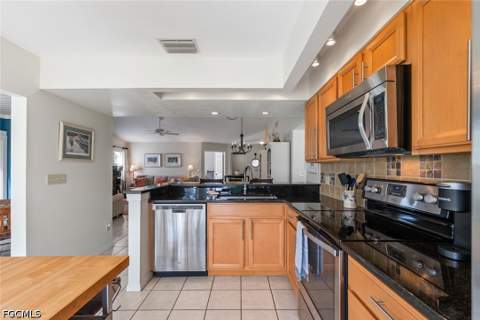 14608 Sagamore Ct, Fort Myers FL - photo 17 of 47