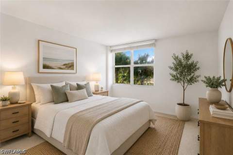 2121 Gulf Shore Blvd N 203, Naples FL - photo 17 of 39