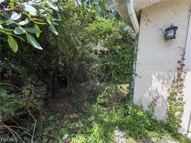 3 bedroom SingleFamilyResidence at 367 Peerless St, Southwood, Lehigh Acres — photo 3