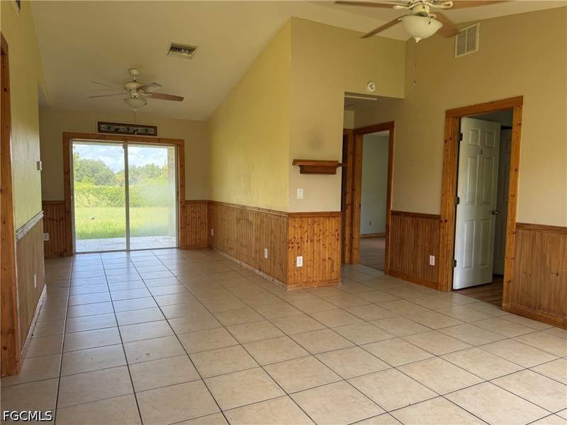 3 bedroom SingleFamilyResidence at 367 Peerless St, Southwood, Lehigh Acres — photo 4