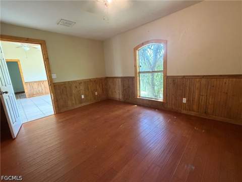 367 Peerless St, Lehigh Acres FL - photo 9 of 13