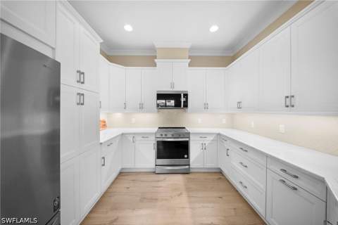 8924 Yucatan Ct, Naples FL - photo 17 of 48