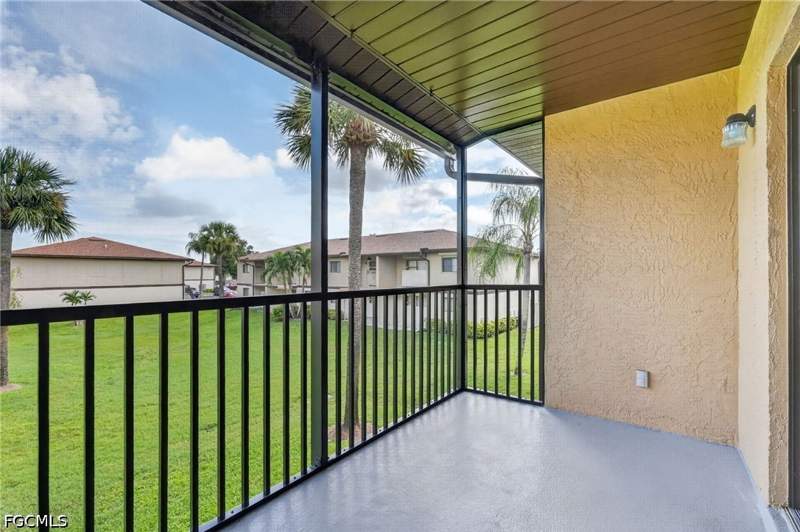 2 bedroom Condominium at 4790 S Cleveland Ave 1708, Pinewood South Condo, Fort Myers — photo 3