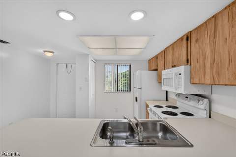 4790 S Cleveland Ave 1708, Fort Myers FL - photo 9 of 24