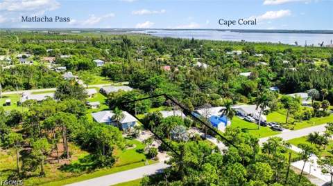 3680 Mango St, St James City FL - photo 7 of 49