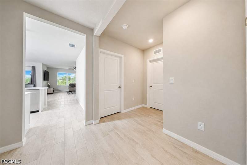 4 bedroom SingleFamilyResidence at 4202 13th St SW, Lehigh Acres, Lehigh Acres — photo 4