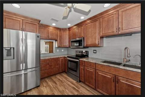 1335 Broadwater Dr 102, Fort Myers FL - photo 12 of 34