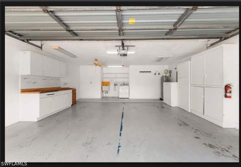 1335 Broadwater Dr 102, Fort Myers FL - photo 21 of 34