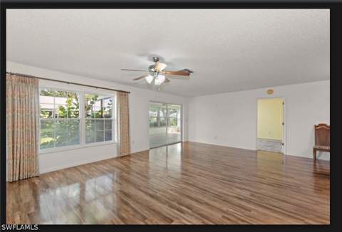 1335 Broadwater Dr 102, Fort Myers FL - photo 6 of 34