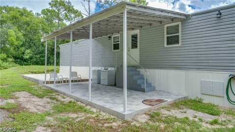 8352 Barbie Ln, North Fort Myers FL - photo 17 of 31
