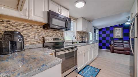 8352 Barbie Ln, North Fort Myers FL - photo 23 of 31