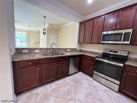 10178 Via Colomba Cir, Fort Myers FL - photo 9 of 18