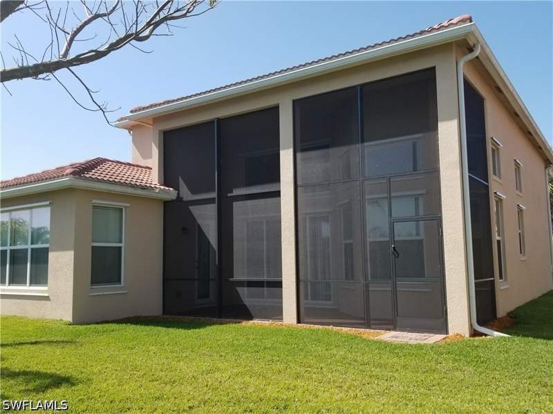 4 bedroom SingleFamilyResidence at 11253 Sparkleberry Dr, Botanica Lakes, Fort Myers — photo 3