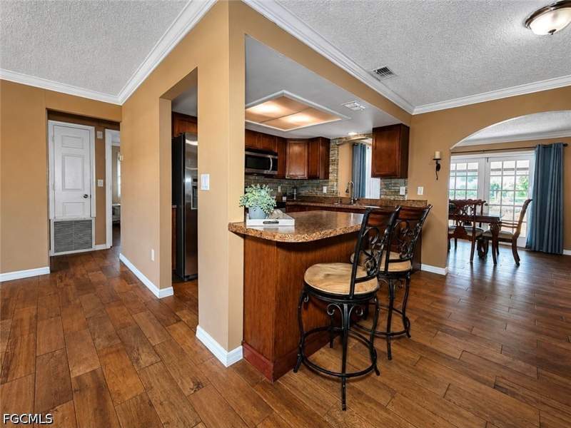 3 bedroom SingleFamilyResidence at 1798 Marilyn Dr, North Fort Myers, North Fort Myers — photo 2