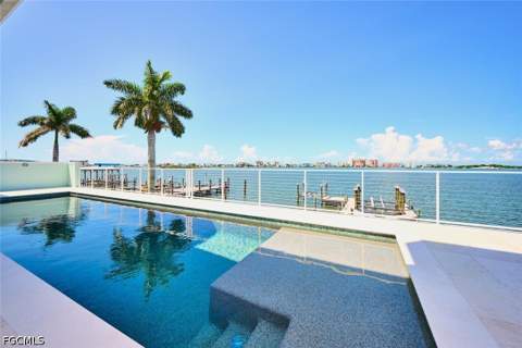 938 San Carlos Dr, Fort Myers Beach FL - photo 22 of 50