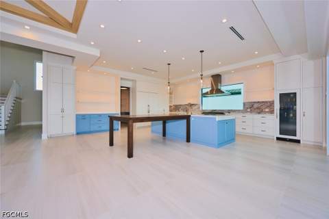938 San Carlos Dr, Fort Myers Beach FL - photo 7 of 50