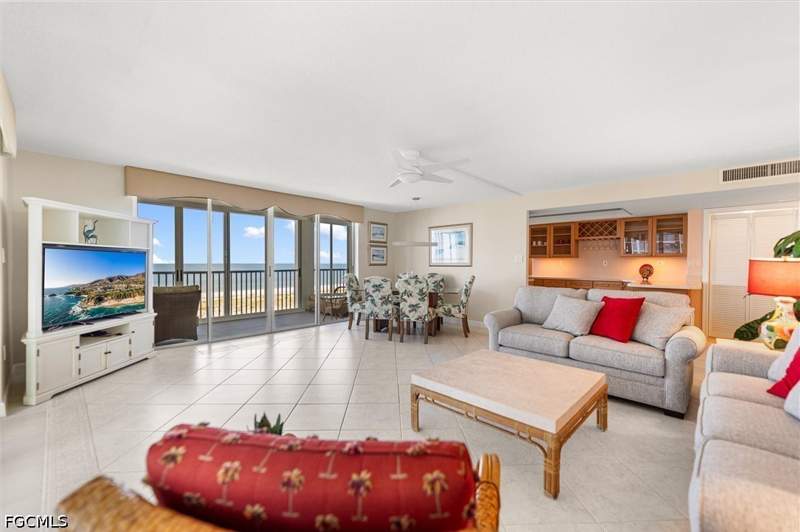 2 bedroom Condominium at 7146 Estero Blvd 410, Creciente Condo North, Fort Myers Beach — photo 5