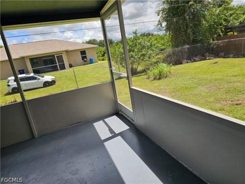 818 Albert Ave, Lehigh Acres FL - photo 20 of 38