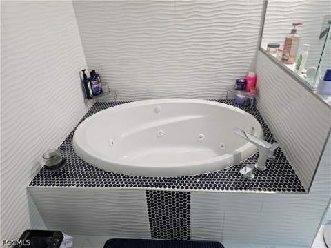818 Albert Ave, Lehigh Acres FL - photo 24 of 38
