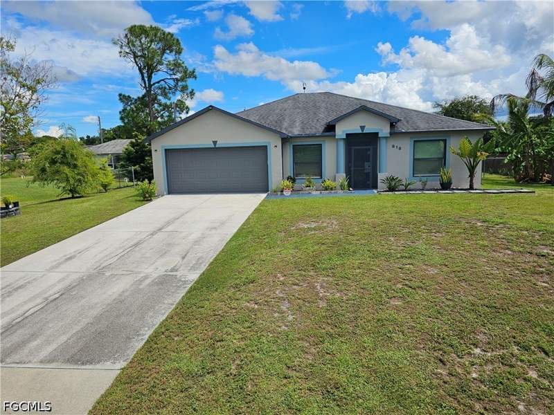 4 bedroom SingleFamilyResidence at 818 Albert Ave, Lehigh Acres, Lehigh Acres — photo 4