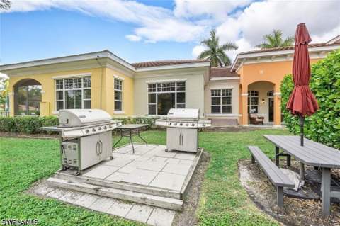 4520 Botanical Place Cir 204, Naples FL - photo 19 of 26