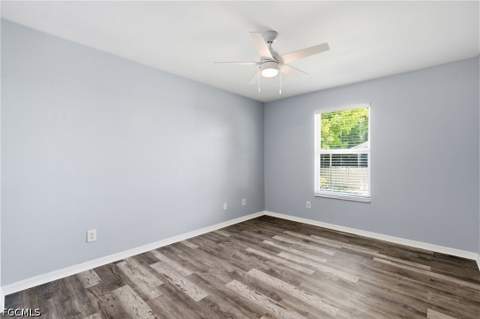 899 Ridgeway Dr, North Fort Myers FL - photo 16 of 25