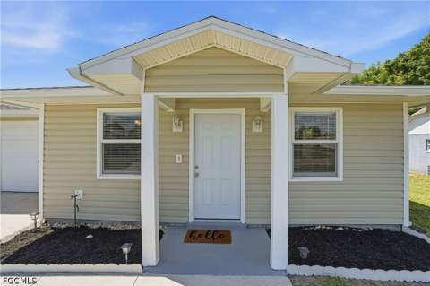 899 Ridgeway Dr, North Fort Myers FL - photo 8 of 25